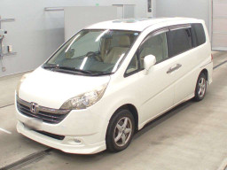 2005 Honda Step WGN