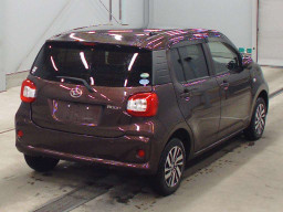 2017 Daihatsu Boon