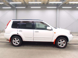 2002 Nissan X-Trail