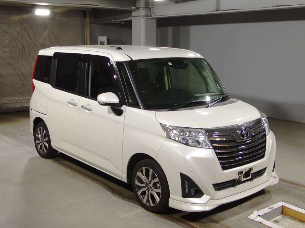 2020 Toyota Roomy M900A[2]