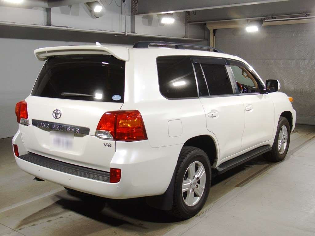 2015 Toyota Land Cruiser URJ202W[1]