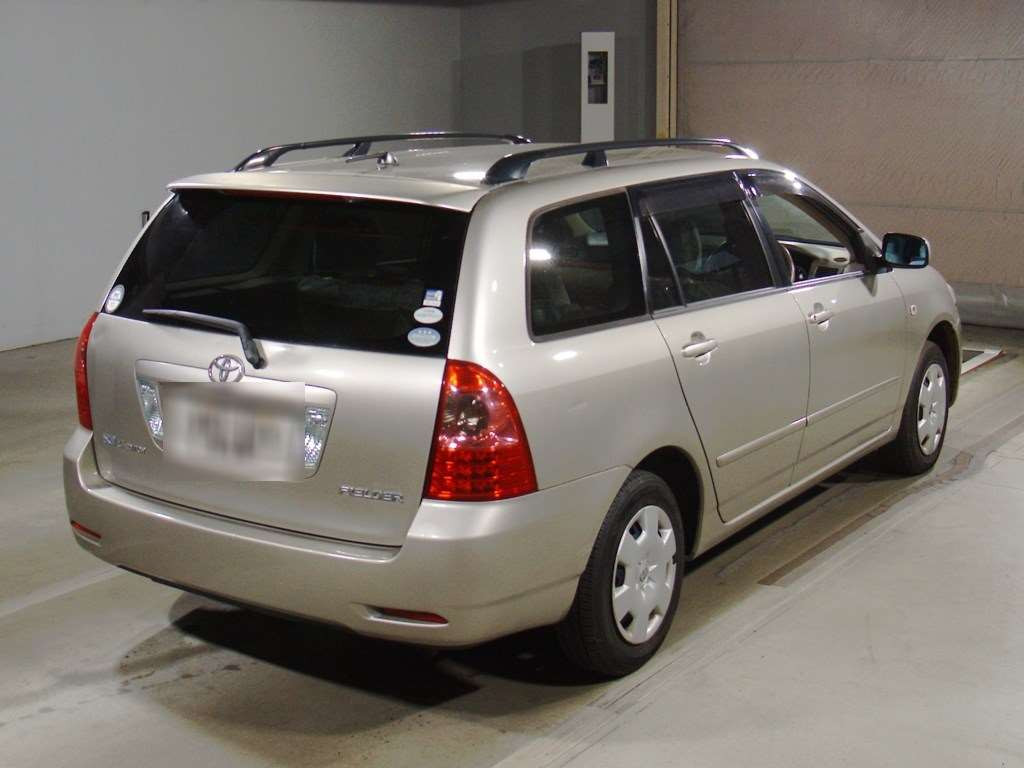 2005 Toyota Corolla Fielder NZE121G[1]