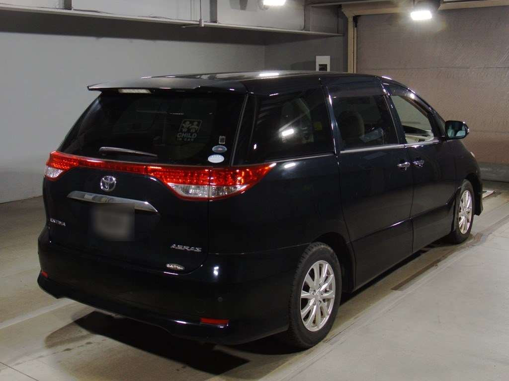 2011 Toyota Estima ACR50W[1]