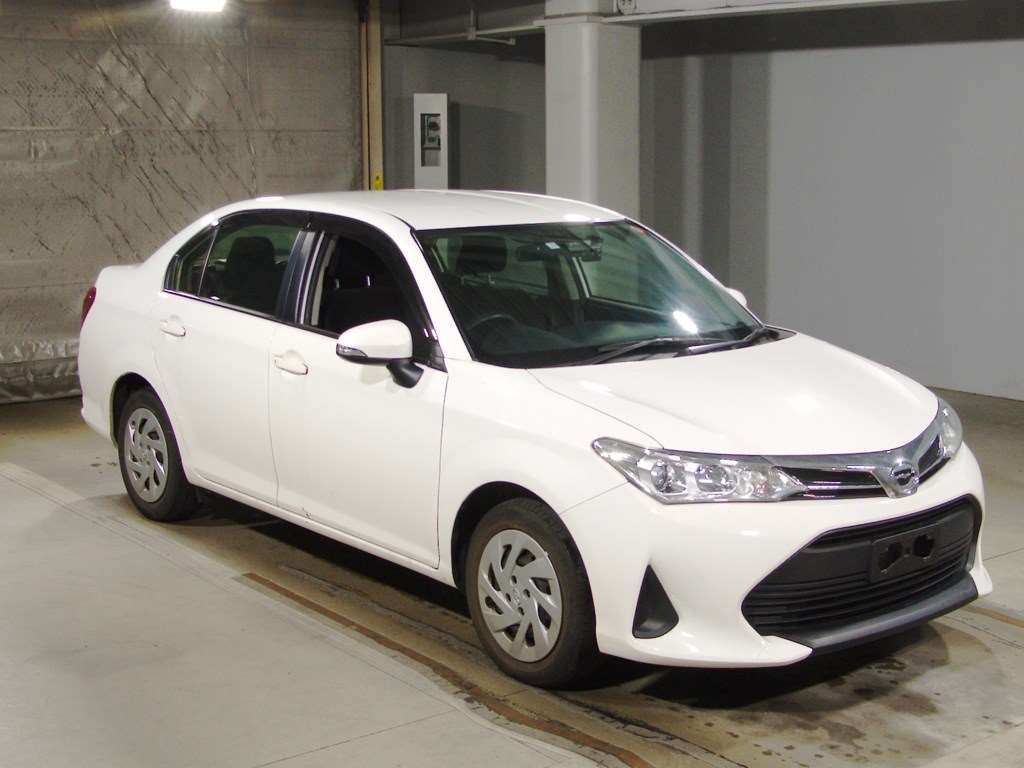 2019 Toyota Corolla Axio NRE161[2]