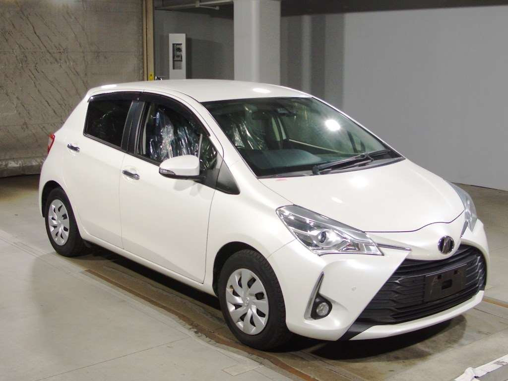 2020 Toyota Vitz NSP130[2]