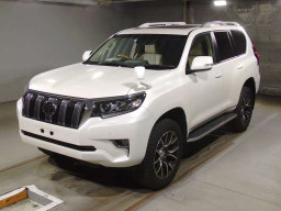 2020 Toyota Land Cruiser Prado