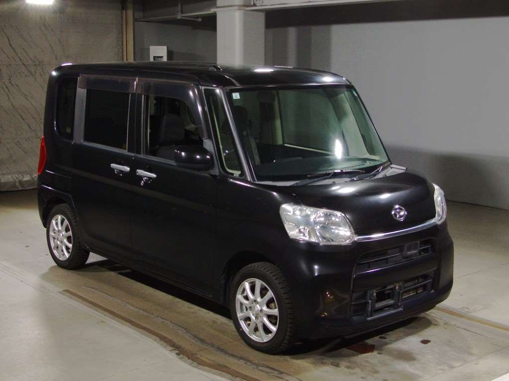 2015 Daihatsu Tanto LA600S[2]