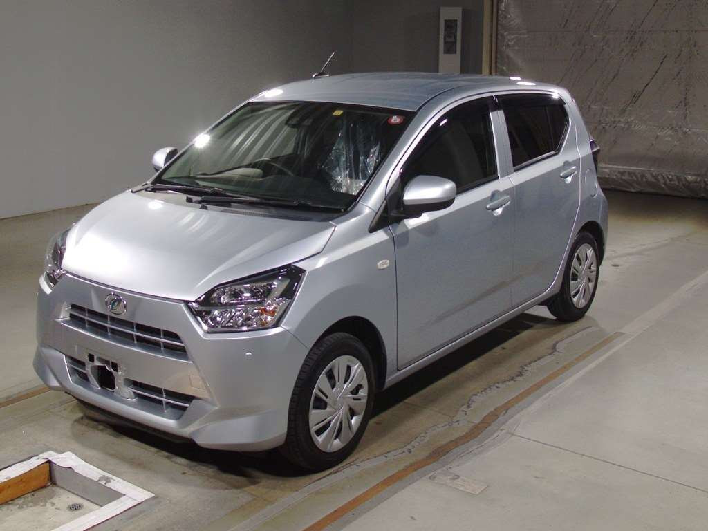 2021 Daihatsu Mira es LA350S[0]