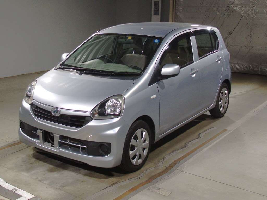 2013 Daihatsu Mira es LA300S[0]