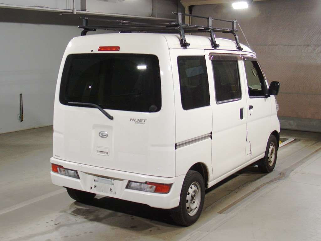 2018 Daihatsu Hijet Cargo S331V[1]