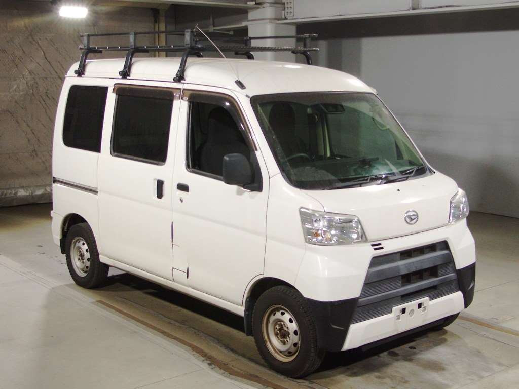 2018 Daihatsu Hijet Cargo S331V[2]