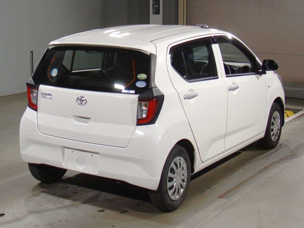 2019 Toyota Pixis Epoch LA350A[1]