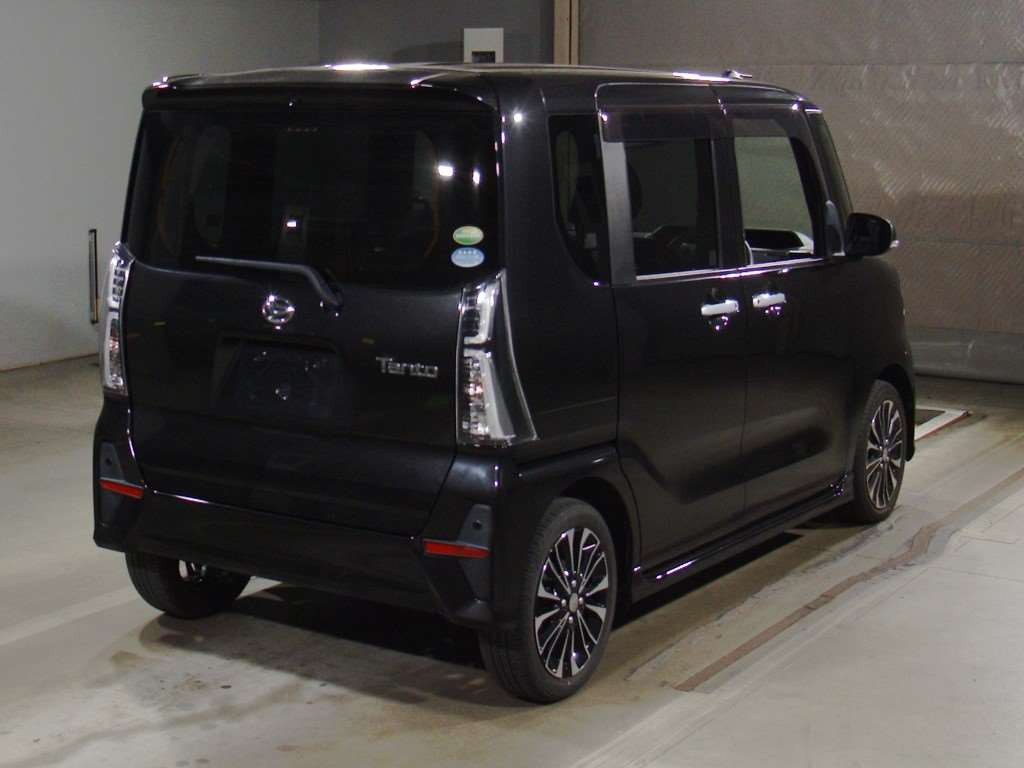 2019 Daihatsu Tanto Custom LA650S[1]