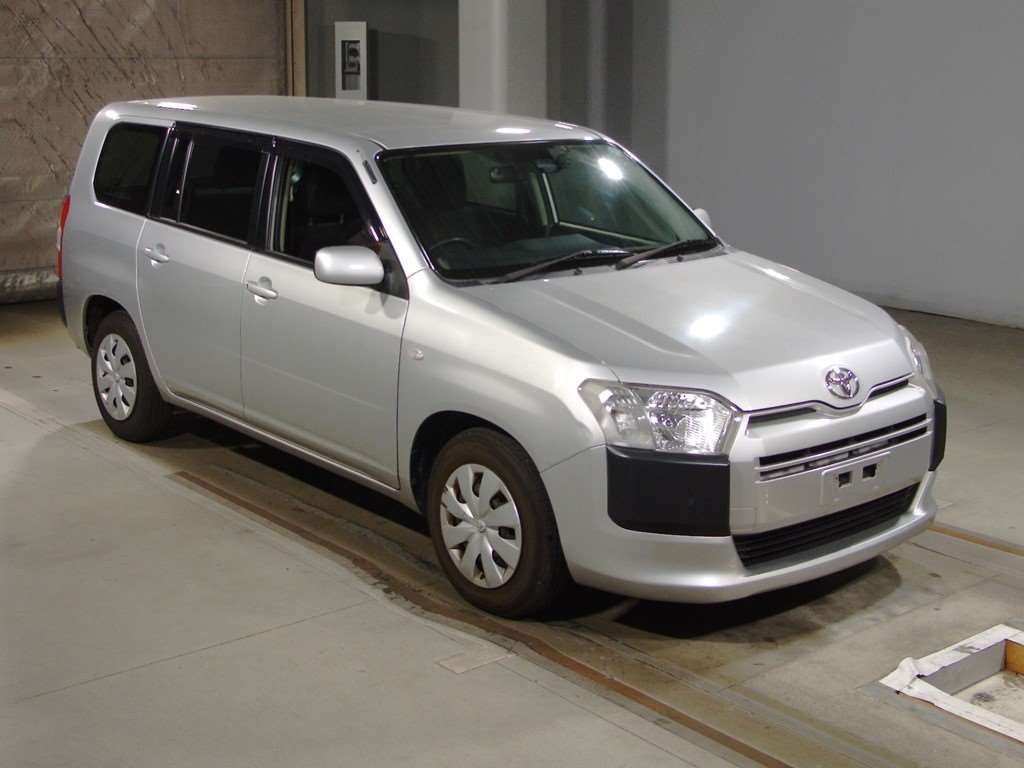 2017 Toyota Succeed NCP160V[2]