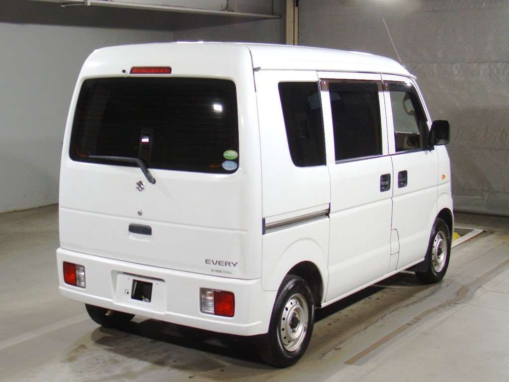 2014 Suzuki Every DA64V[1]