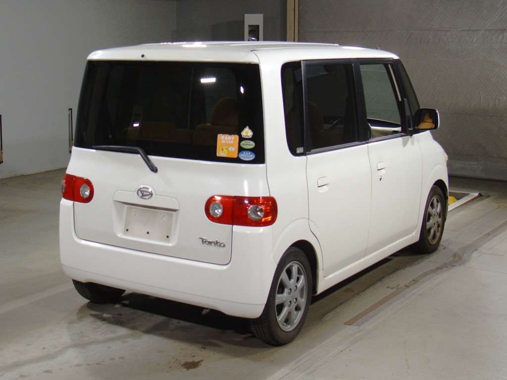 2006 Daihatsu Tanto L350S[1]