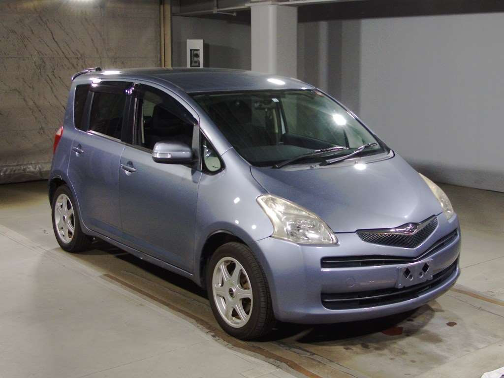 2006 Toyota Ractis NCP100[2]