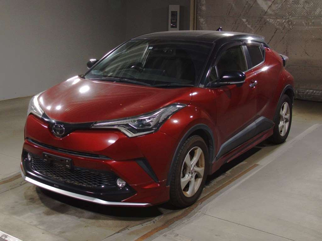 2017 Toyota C-HR NGX50[0]