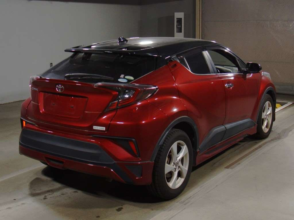 2017 Toyota C-HR NGX50[1]