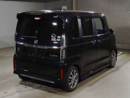 2021 Honda N-BOX CUSTOM