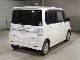 0 Daihatsu Tanto Custom