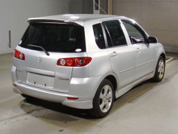 2003 Mazda Demio