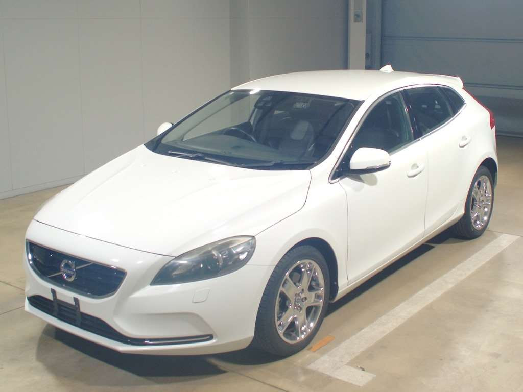 2014 Volvo V40 MB4164T[0]