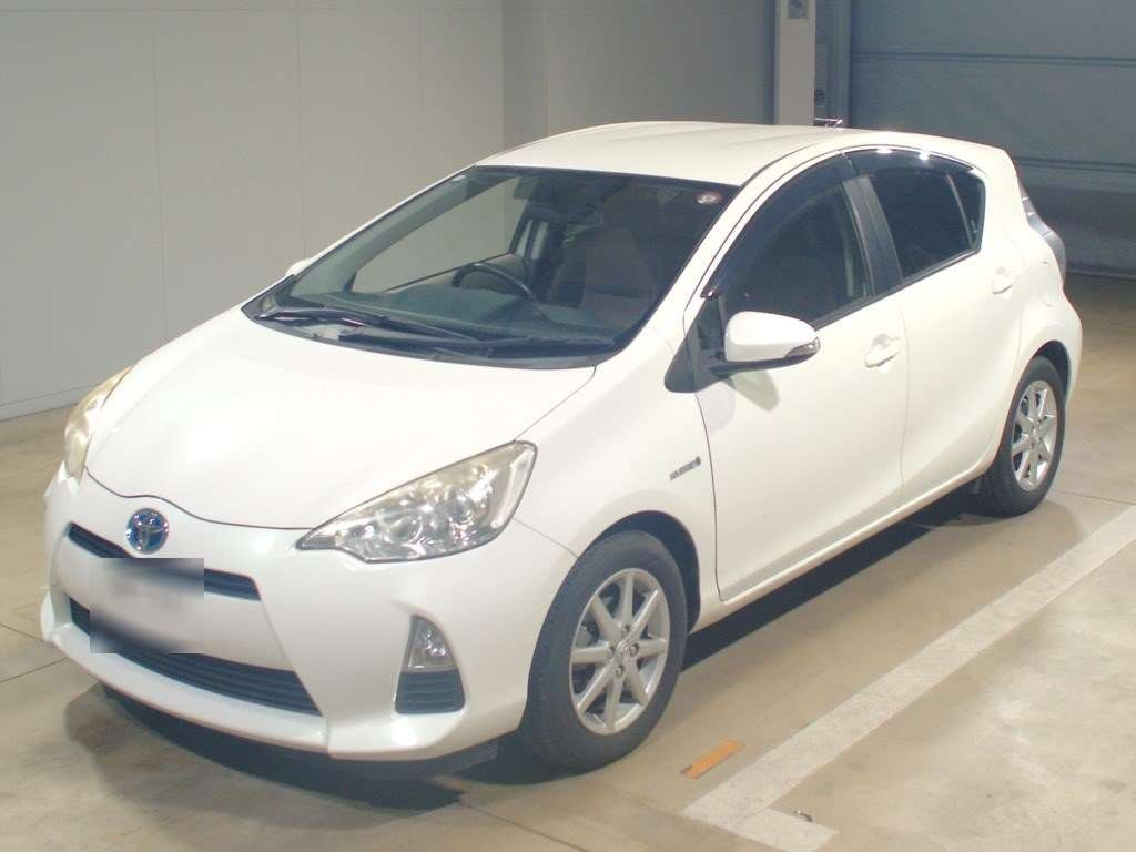 2012 Toyota Aqua NHP10[0]