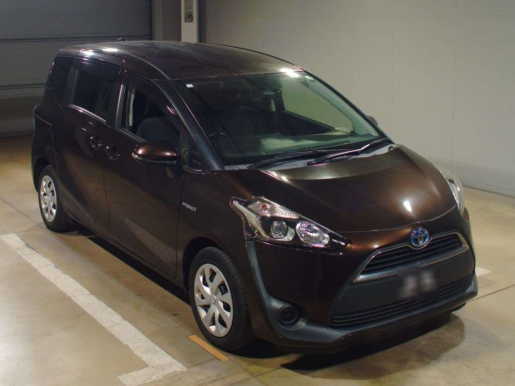 2016 Toyota Sienta NHP170G[2]