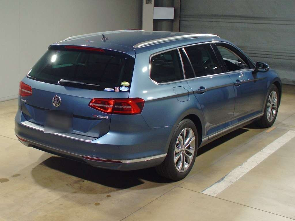 2015 Volkswagen Passat Variant 3CCZE[1]