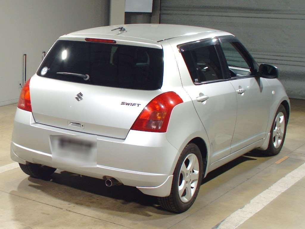 2005 Suzuki Swift ZC21S[1]