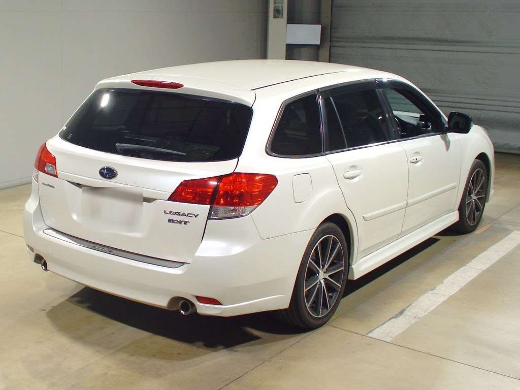 2014 Subaru Legacy Touring Wagon BRG[1]