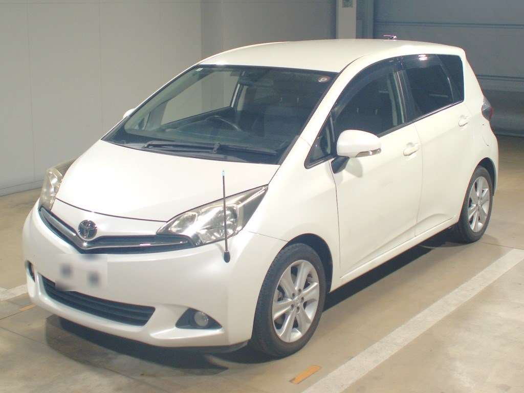 2011 Toyota Ractis NCP120[0]