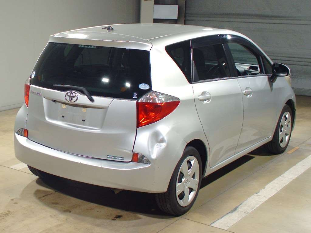 2014 Toyota Ractis NSP120[1]