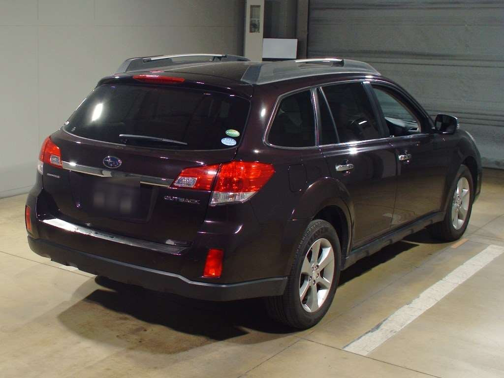 2013 Subaru Legacy Outback BRM[1]