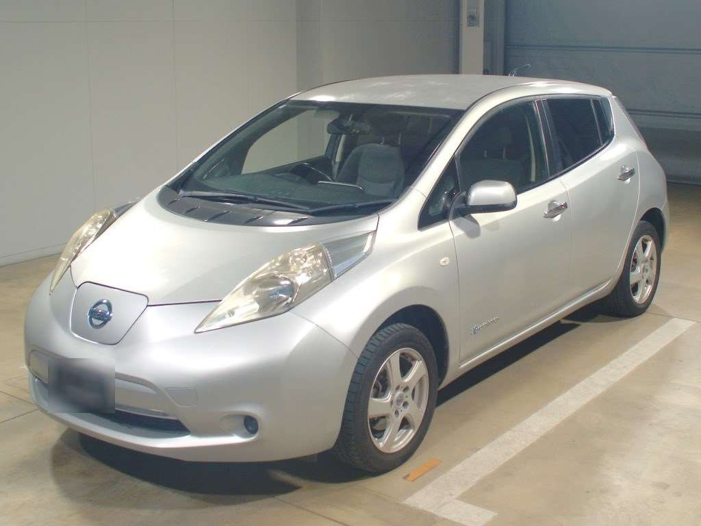 2013 Nissan Leaf AZE0[0]