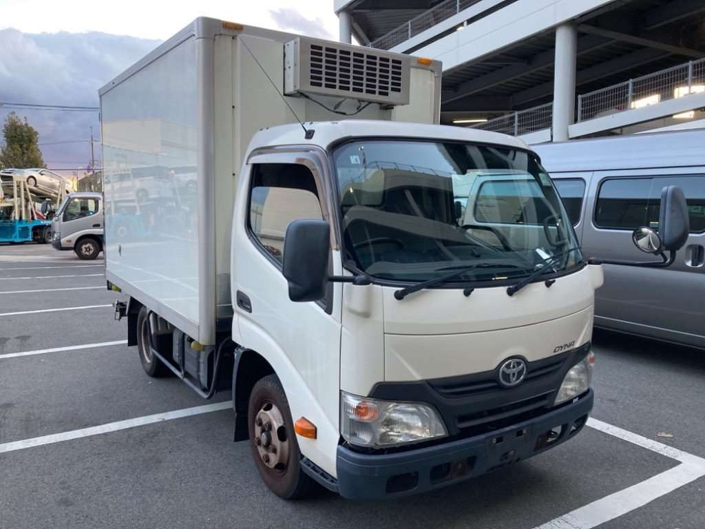 2016 Toyota Dyna Truck XZC600[2]