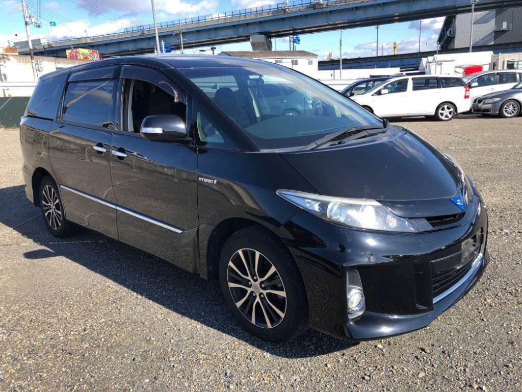 2013 Toyota Estima Hybrid AHR20W[2]