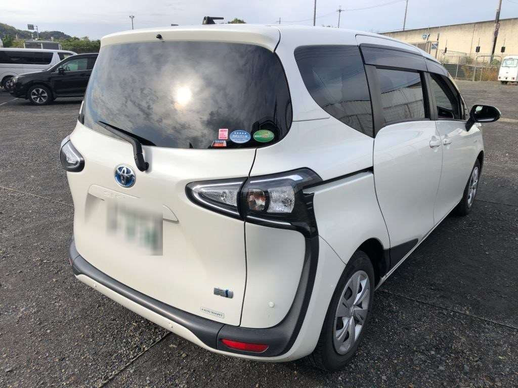 2018 Toyota Sienta NHP170G[1]