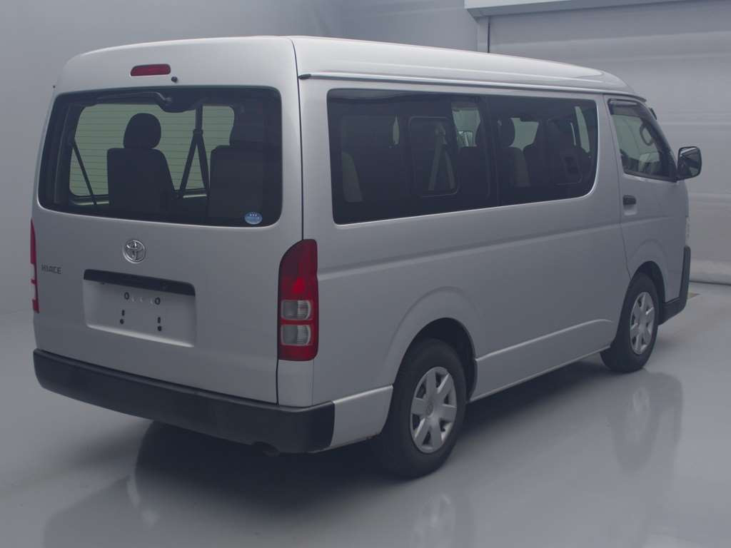 2017 Toyota Hiace Wagon TRH214W[1]