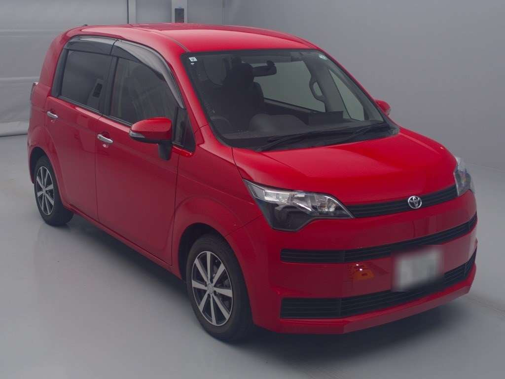 2013 Toyota Spade NCP141[2]