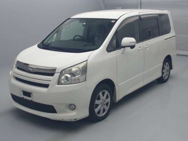 2008 Toyota Noah