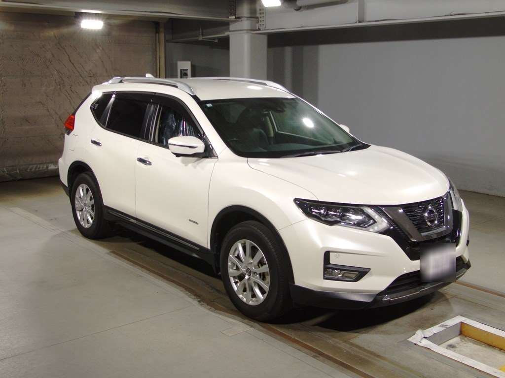 2018 Nissan X-Trail HT32[2]