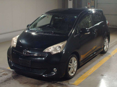 2012 Toyota Ractis