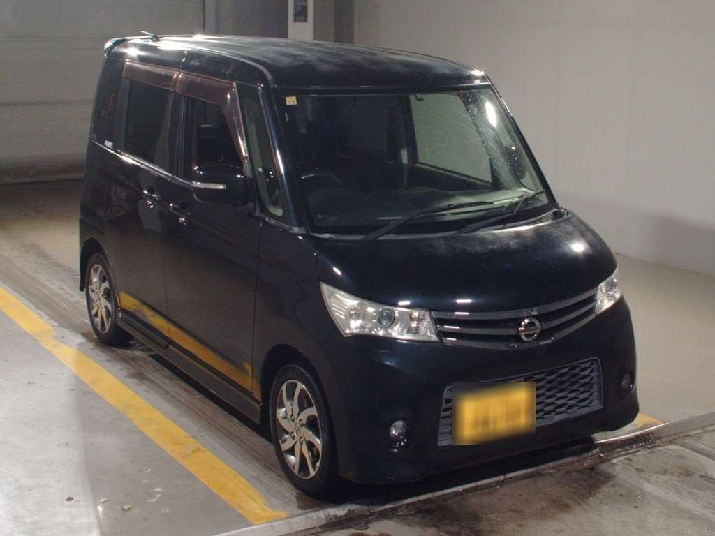 2010 Nissan Roox ML21S[2]