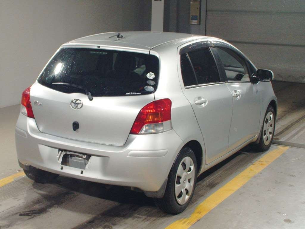 2007 Toyota Vitz NCP91[1]