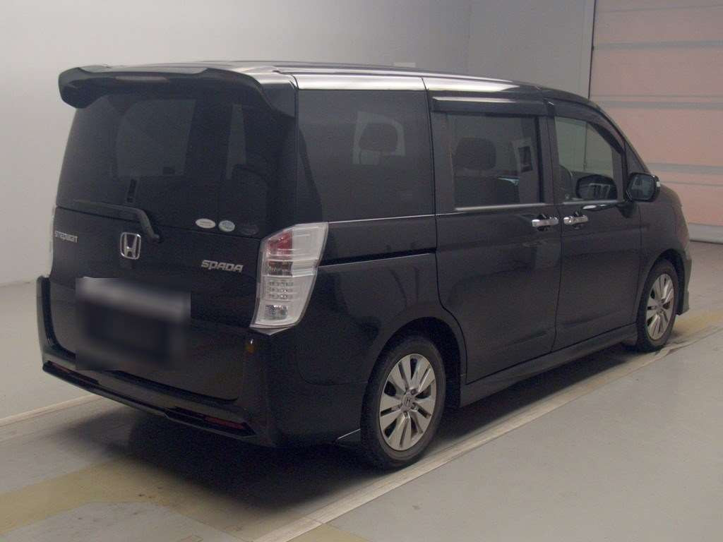 2011 Honda Step WGN Spada RK5[1]