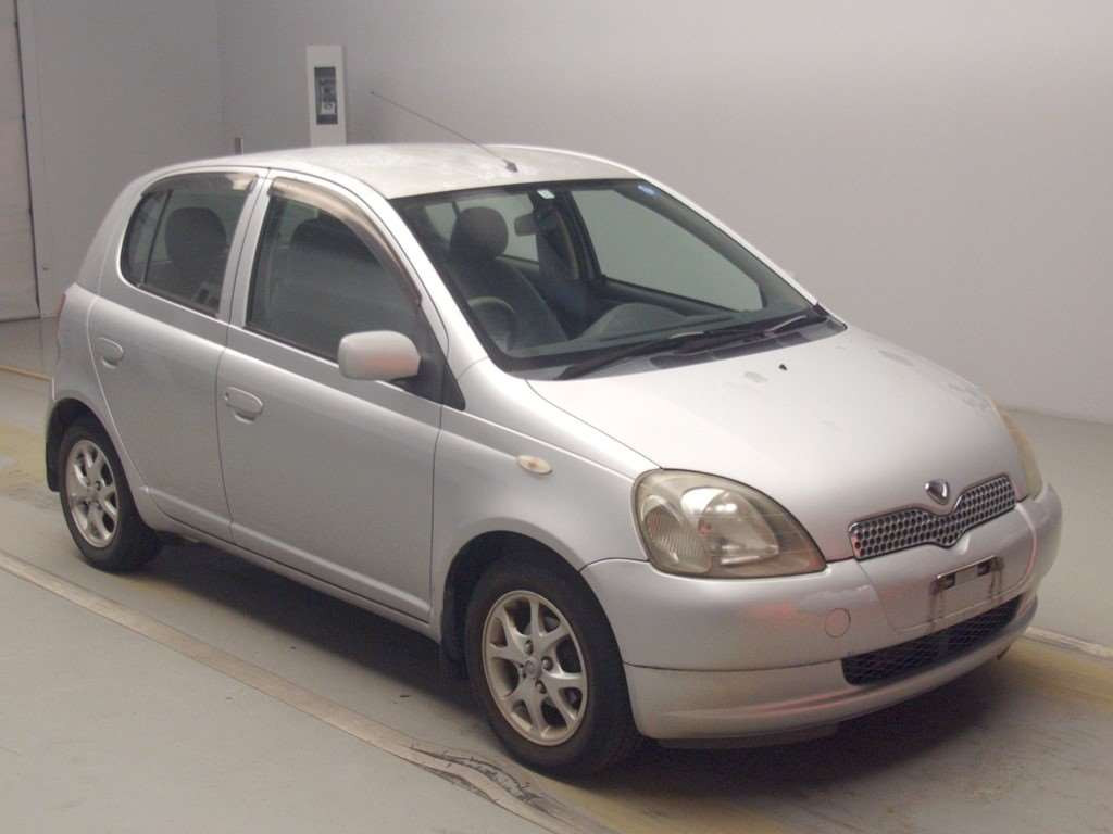 1999 Toyota Vitz NCP10[2]