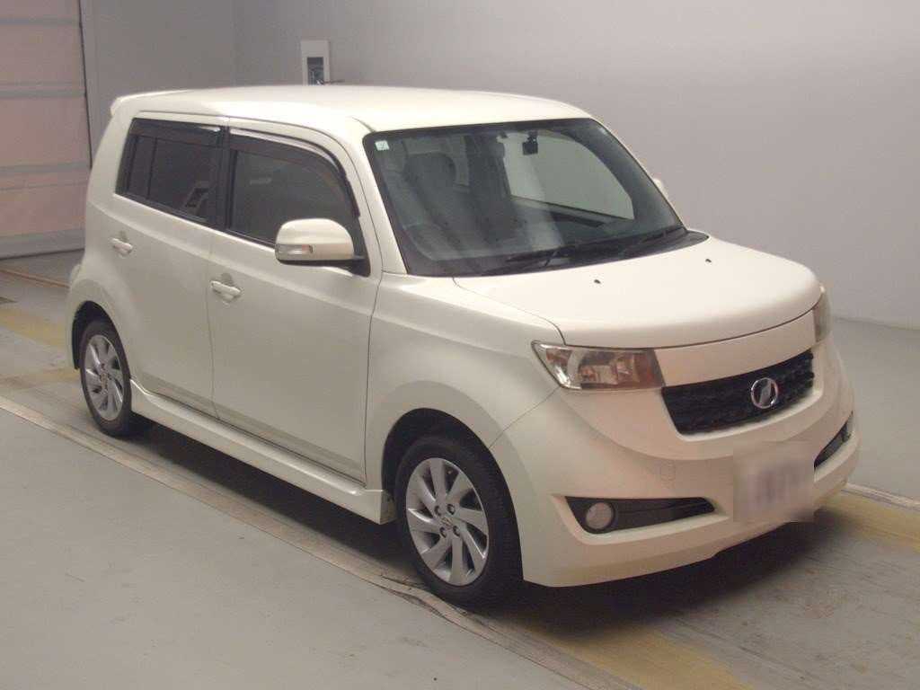 2010 Toyota bB QNC21[2]