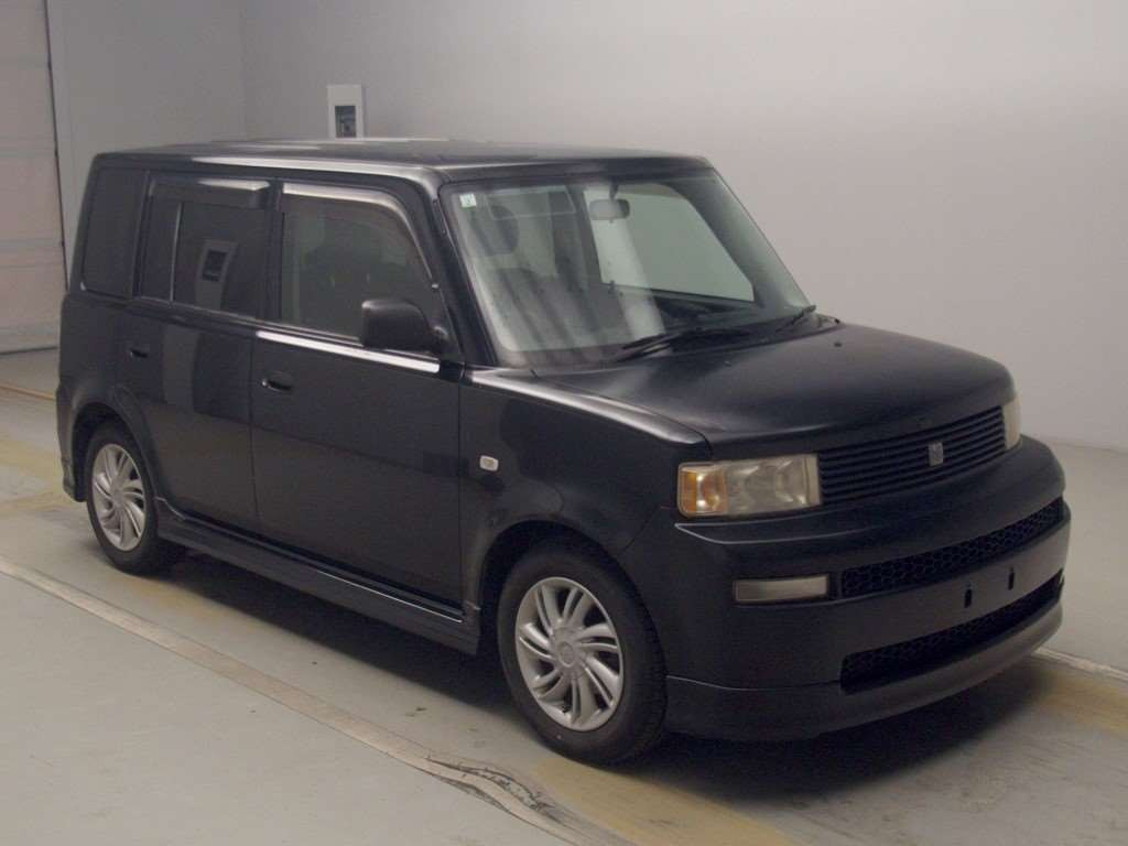 2005 Toyota bB NCP30[2]